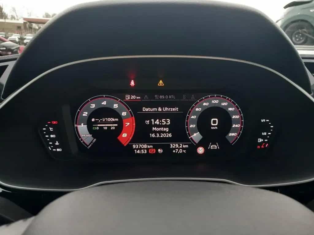 Audi Q3 ALCANTARA/AHK/8-FACH BEREIFT/E-HECKKLAPPE 03/2020-photo-23