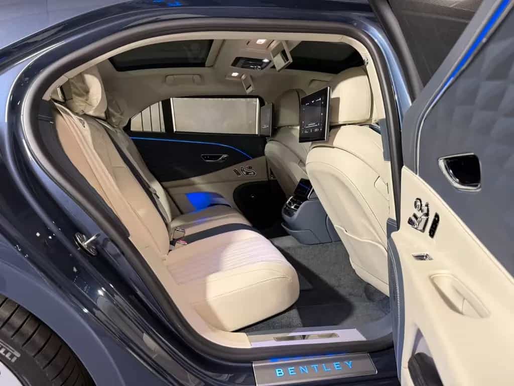 Bentley Flying Spur V8 Mansory, Carbon, Exclusive, Naim 01/2022-photo-10