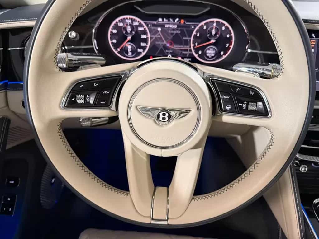 Bentley Flying Spur V8 Mansory, Carbon, Exclusive, Naim 01/2022-photo-20