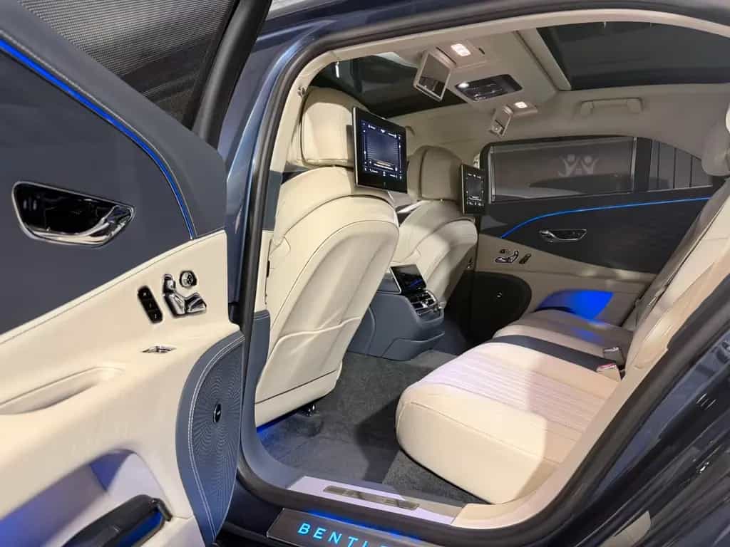 Bentley Flying Spur V8 Mansory, Carbon, Exclusive, Naim 01/2022-photo-9