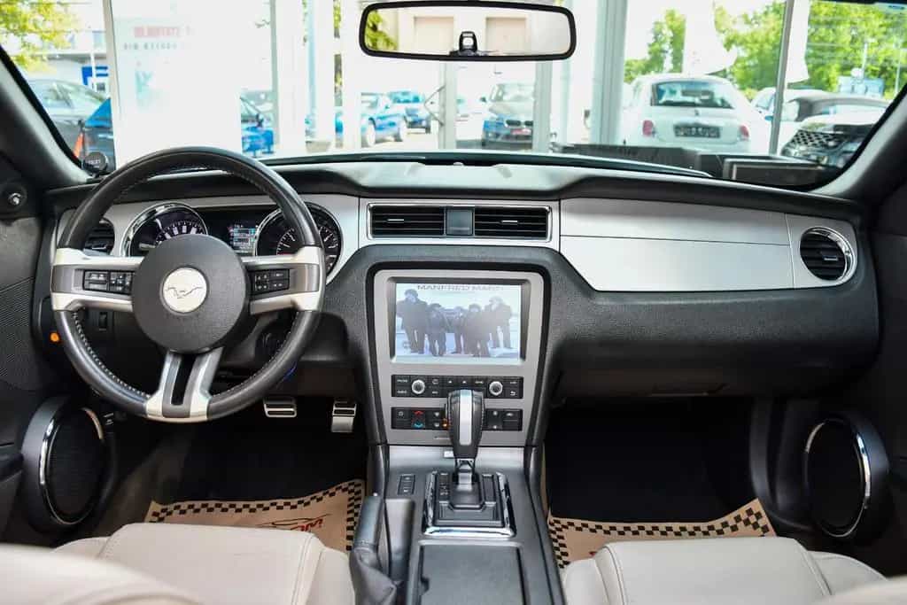 Ford Mustang 3.7L V6 Cyclone Aut. Xenon CarPlay Leder 07/2014-photo-17