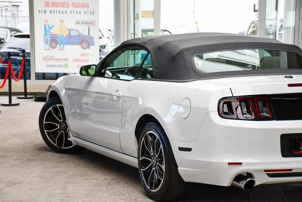 Ford Mustang 3.7L V6 Cyclone Aut. Xenon CarPlay Leder 07/2014-photo-30