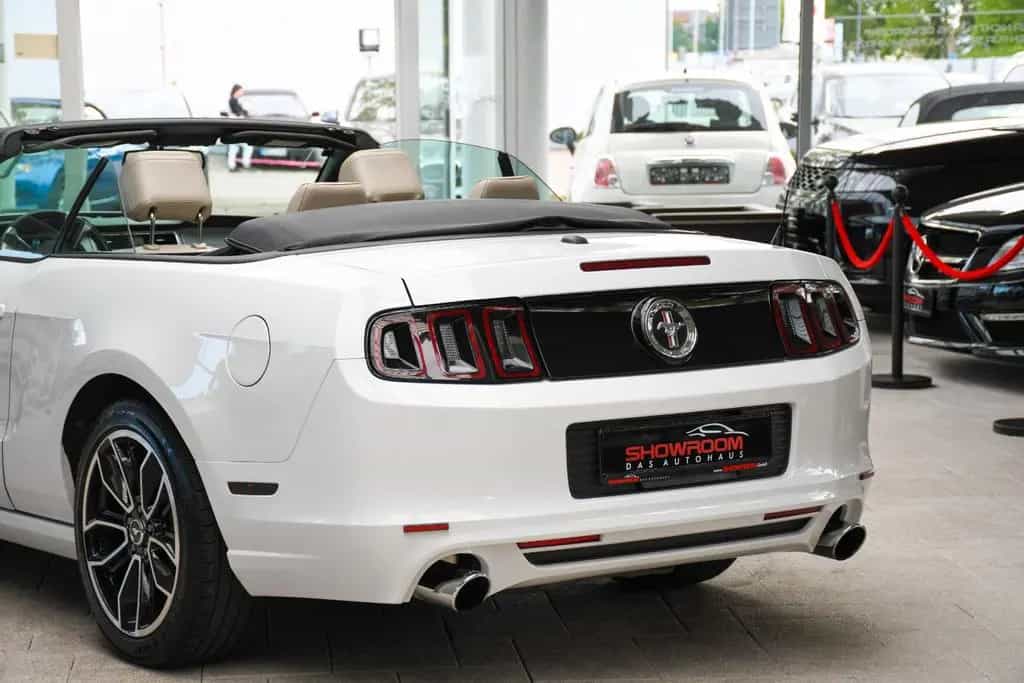 Ford Mustang 3.7L V6 Cyclone Aut. Xenon CarPlay Leder 07/2014-photo-31