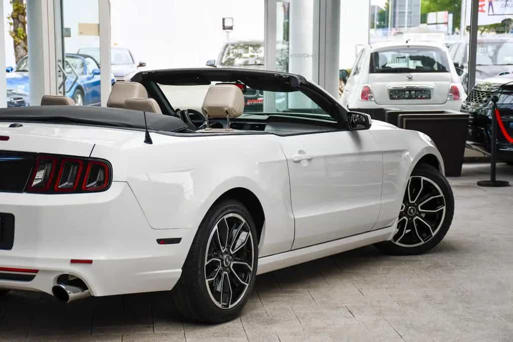 Ford Mustang 3.7L V6 Cyclone Aut. Xenon CarPlay Leder 07/2014-photo-38