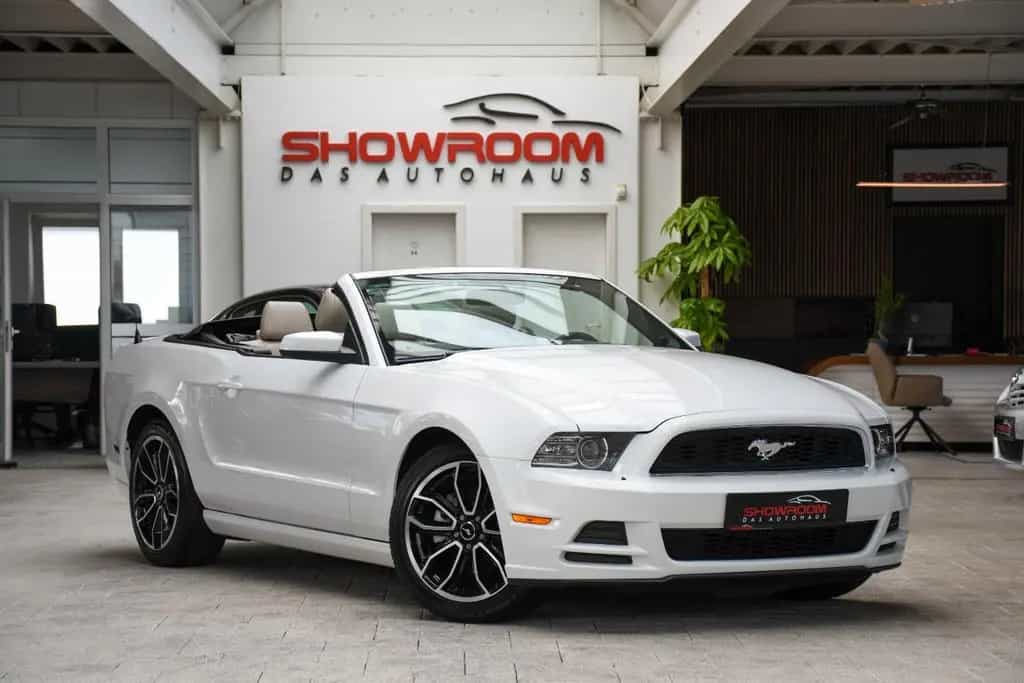 Ford Mustang 3.7L V6 Cyclone Aut. Xenon CarPlay Leder 07/2014-photo-4