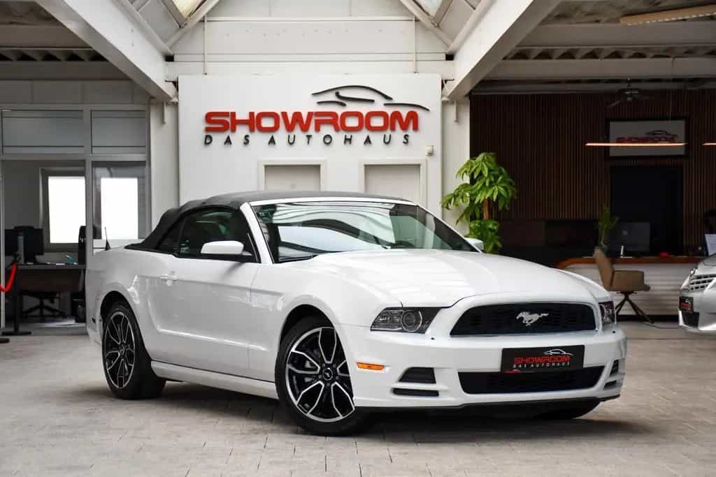 Ford Mustang 3.7L V6 Cyclone Aut. Xenon CarPlay Leder 07/2014-photo-5
