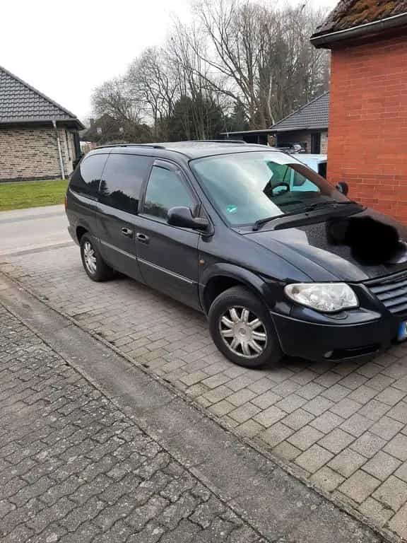 Chrysler Grand voyager 04/2008-photo-0