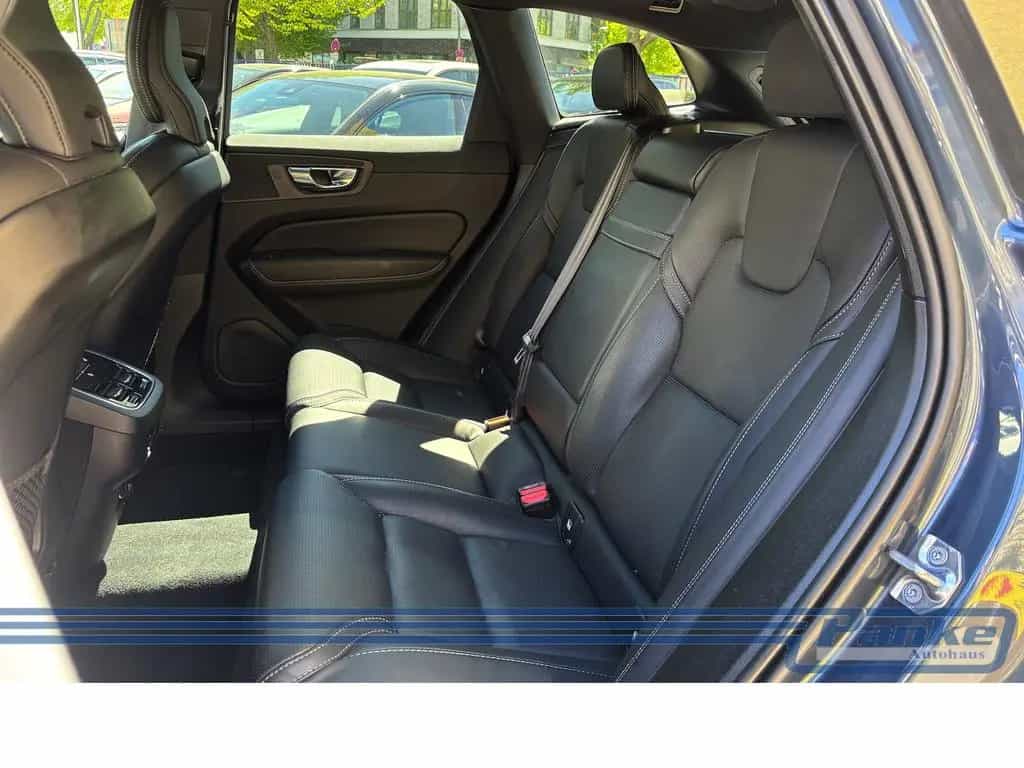 Volvo XC60 Inscription D4 2WD*Pano*HUD*H/K*AHK*StandH 07/2020-photo-13