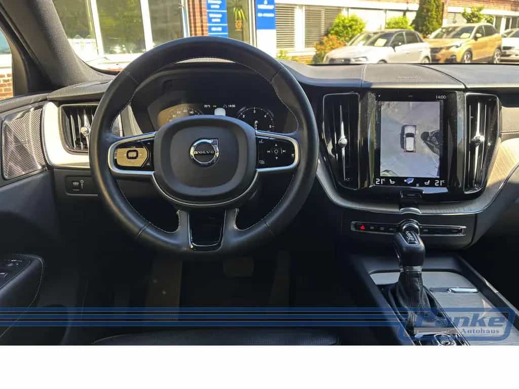 Volvo XC60 Inscription D4 2WD*Pano*HUD*H/K*AHK*StandH 07/2020-photo-5