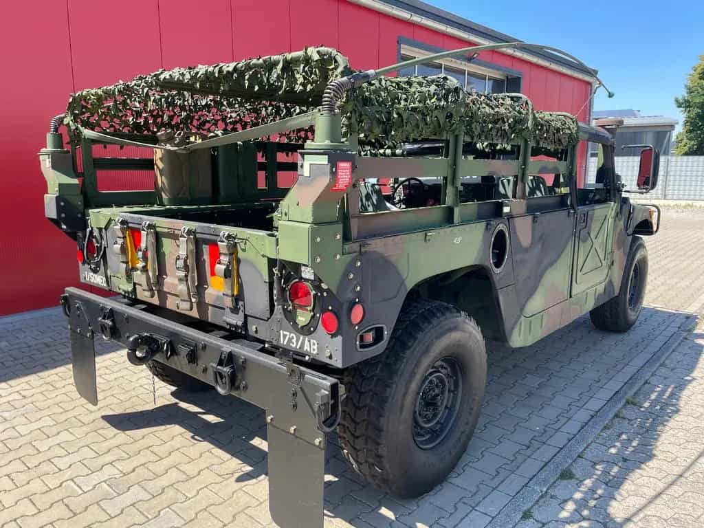 Hummer H1 Humvee M 988, wie neu, 3 Jahre Garantie 07/1988-photo-1