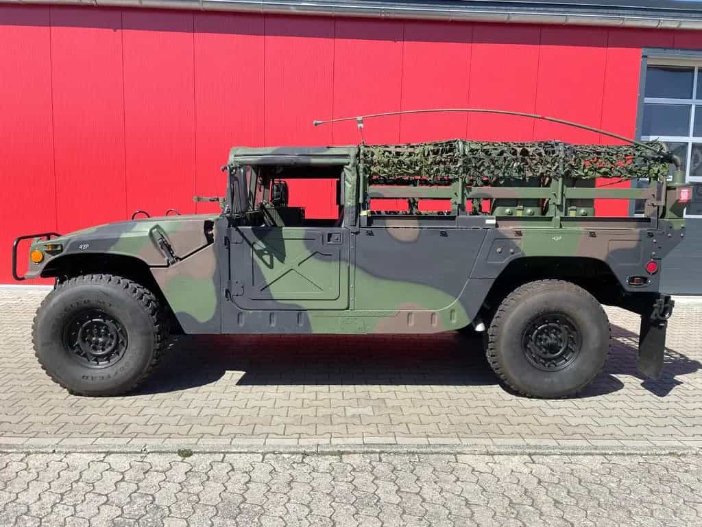 Hummer H1 Humvee M 988, wie neu, 3 Jahre Garantie 07/1988-photo-13