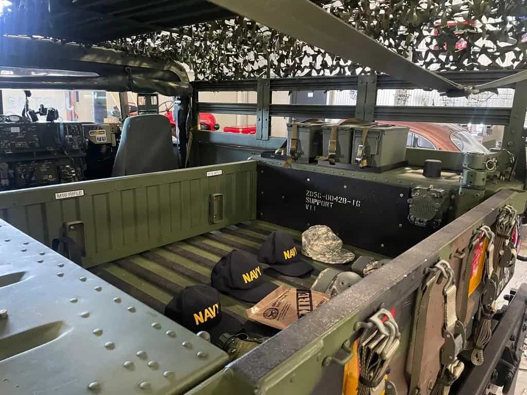 Hummer H1 Humvee M 988, wie neu, 3 Jahre Garantie 07/1988-photo-30
