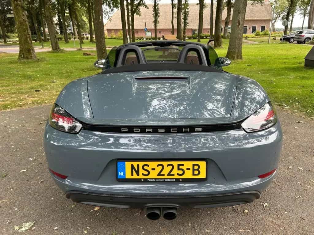 Porsche Boxster 04/2017-photo-0