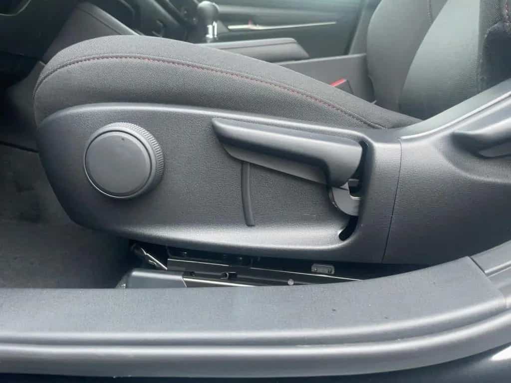 Mazda 3 2.5l SKYACTIV-G HOMURA 140PS FWD *LED*NAVI* 03/2026-photo-10