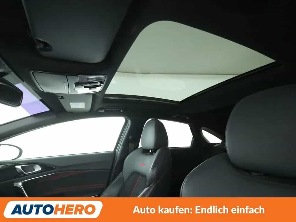 Kia ProCeed 1.6 TGDI GT 08/2019-photo-32
