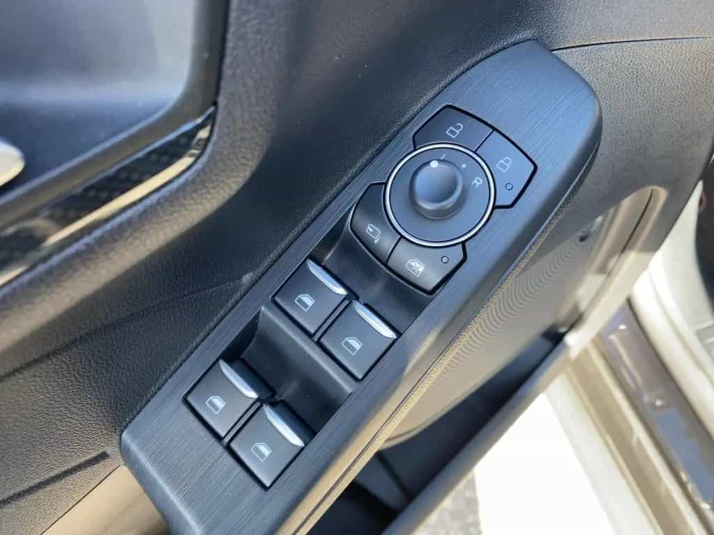 Ford Kuga ST-Line X AHK*Pano*ACC*Kamera*Tot Winkel*SH 08/2023-photo-6