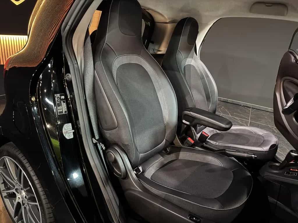 Smart ForTwo Coupe BRABUS mit Panzerung/Armoured B4 05/2018-photo-11
