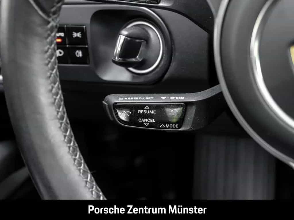 Porsche Cayenne GTS Coupe HeadUp Soft-Close Luftfederung 01/2021-photo-20