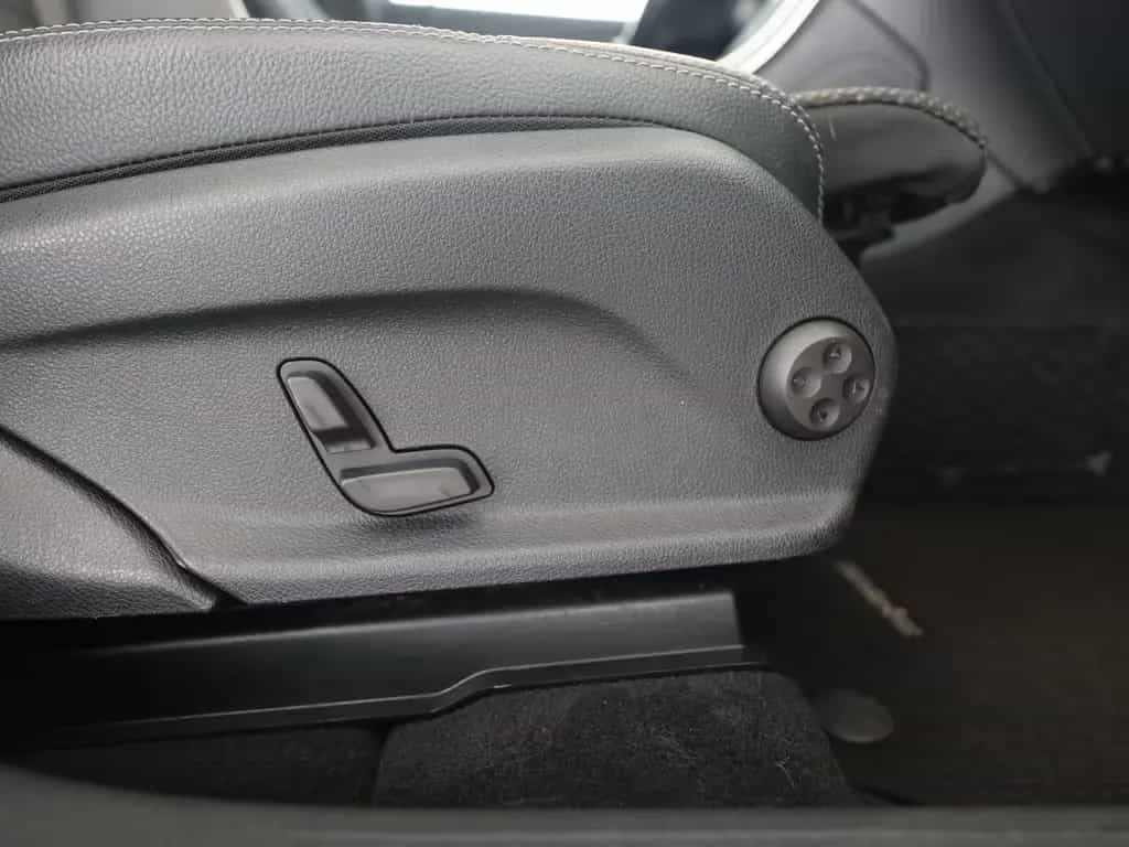 Mercedes-Benz GLC 200 4M Multibeam-LED Navi MBUX 09/2019-photo-17
