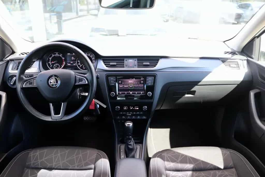 Skoda Rapid Spaceback Clever SHZ Klima DAB Parksensor 12/2017-photo-14