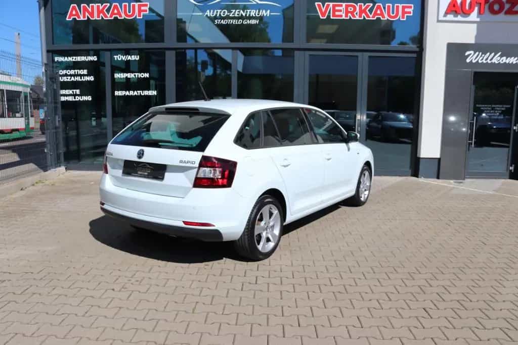 Skoda Rapid Spaceback Clever SHZ Klima DAB Parksensor 12/2017-photo-7
