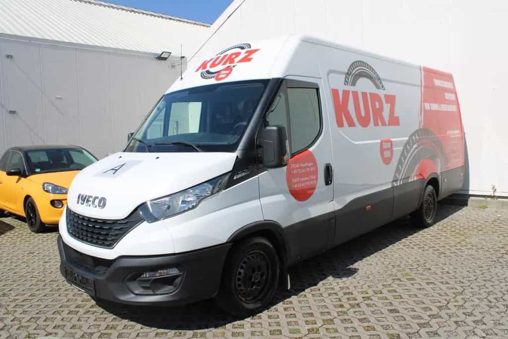Iveco Daily Kasten HKa 35 S160 Klima 3500 kg AHK 12/2020-photo-0