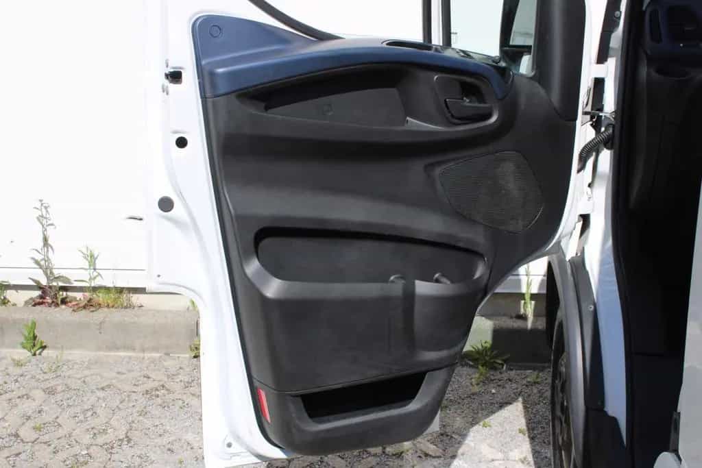 Iveco Daily Kasten HKa 35 S160 Klima 3500 kg AHK 12/2020-photo-18