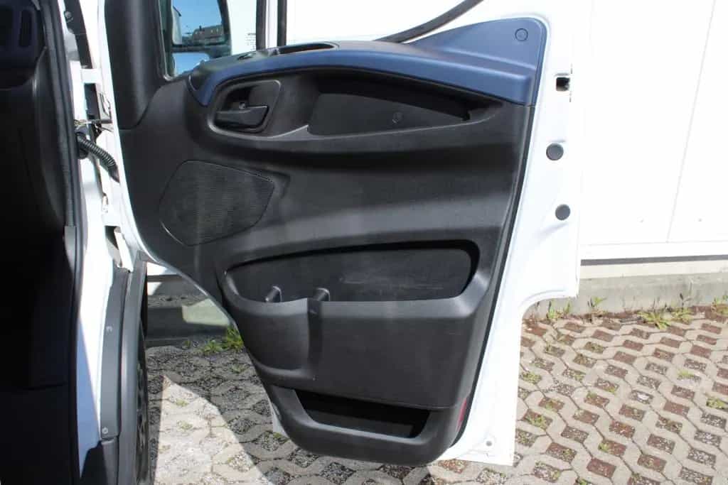 Iveco Daily Kasten HKa 35 S160 Klima 3500 kg AHK 12/2020-photo-23