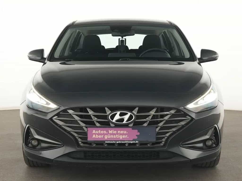 Hyundai i30 Rückfahrkamera|Navigation|PDC|LED|Sitzheizun 03/2023-photo-3