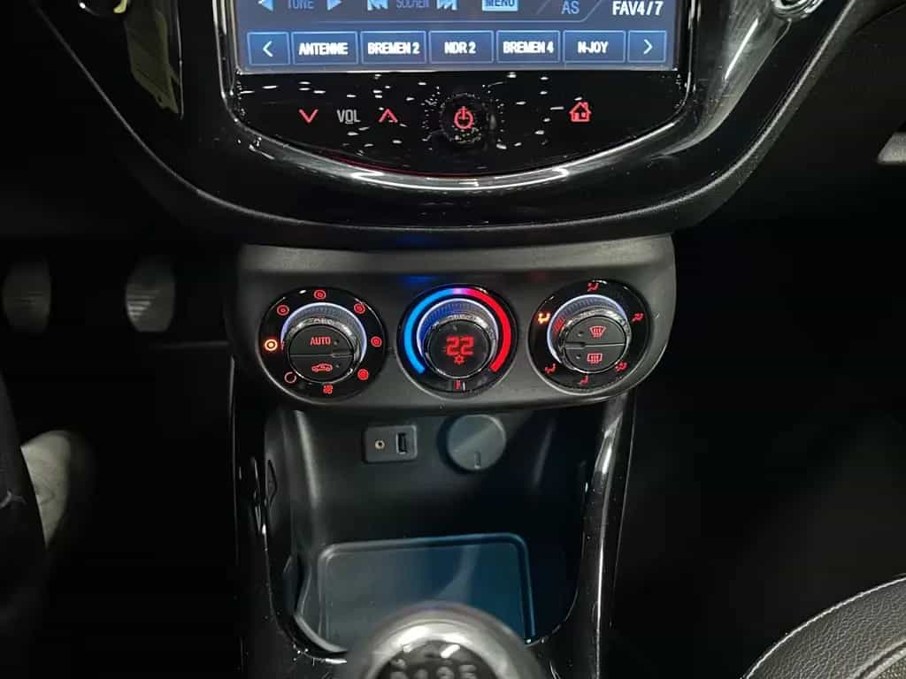Opel Adam Slam *Sport-Paket*18Zoll*STERNE-Himmel*SHZG 04/2014-photo-15
