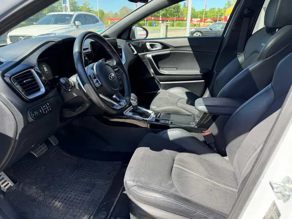 Kia Ceed 1.5 tgdi ACC/PANO/LED/JBL/AUT/NAVI/VIRTUAL 09/2021-photo-9