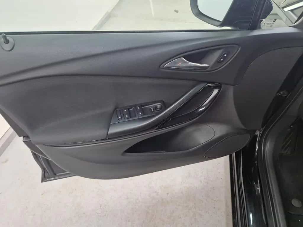 Opel Astra K 1.4 Turbo Dynamic Navi SHZ 02/2017-photo-27