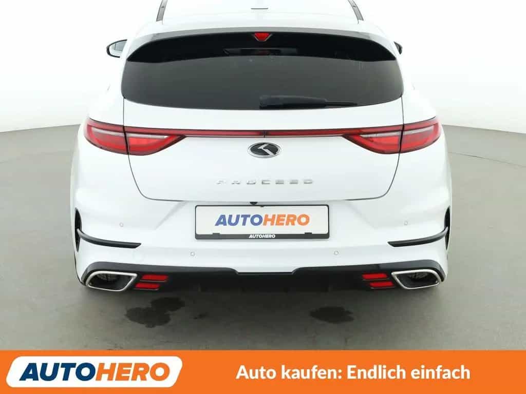 Kia ProCeed 1.6 TGDI GT Aut*NAVI*LED*ACC*CAM*PDC* 08/2020-photo-4