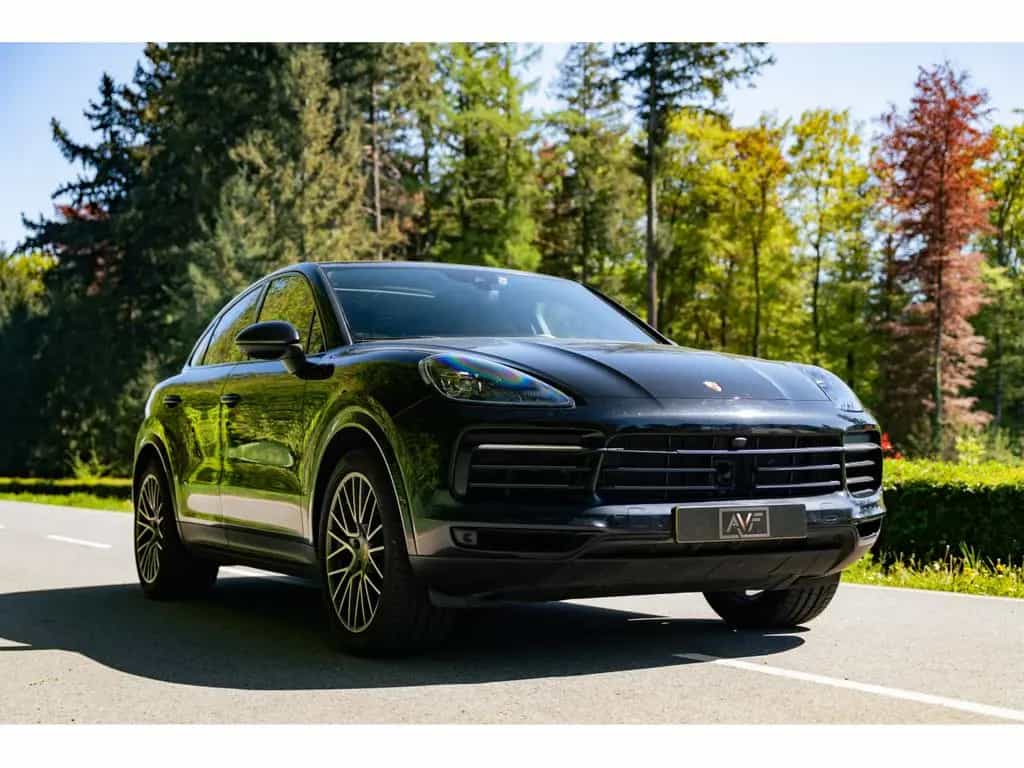 Porsche Cayenne Coupé Platinum Edition 12/2022-photo-2