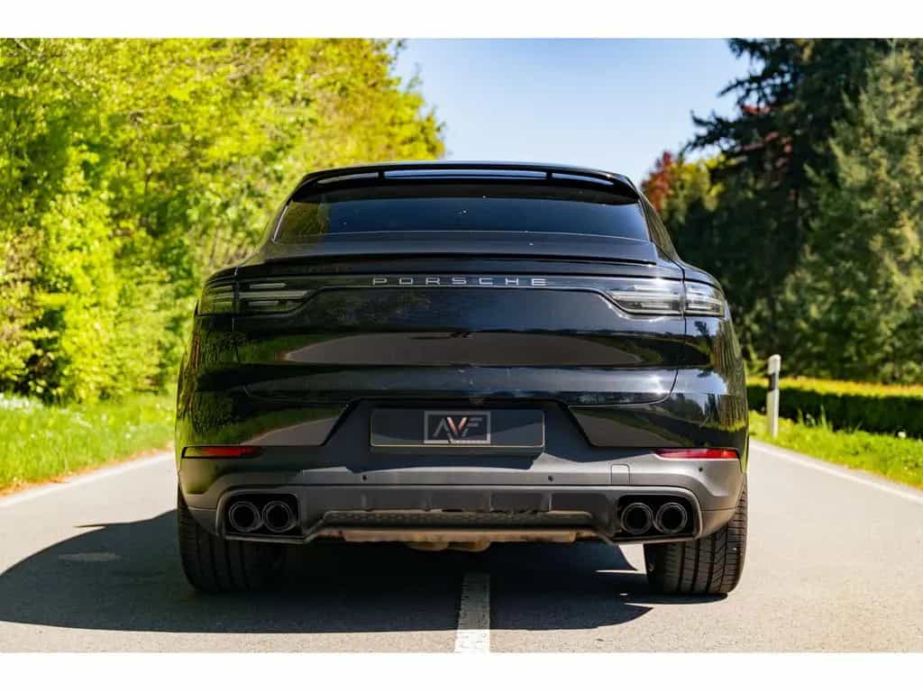 Porsche Cayenne Coupé Platinum Edition 12/2022-photo-5