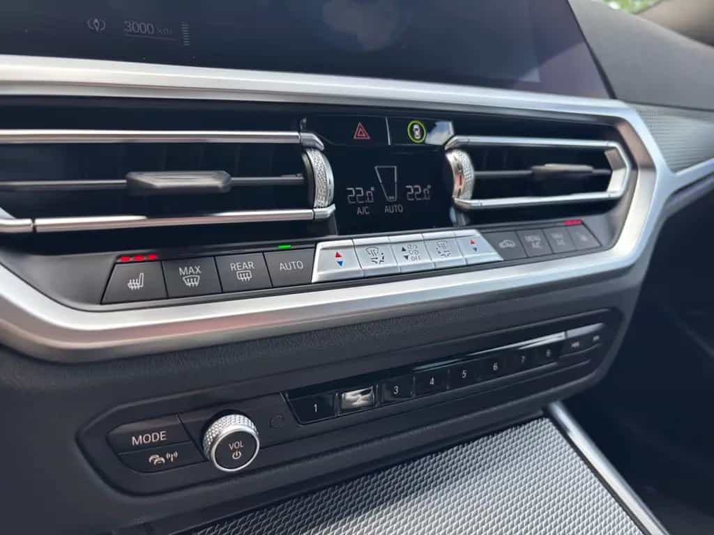 BMW 320 i Limousine *M Sport*ACC*HiFi*Virtual*1. Hand 09/2021-photo-19