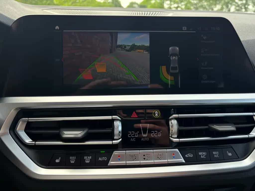 BMW 320 i Limousine *M Sport*ACC*HiFi*Virtual*1. Hand 09/2021-photo-23