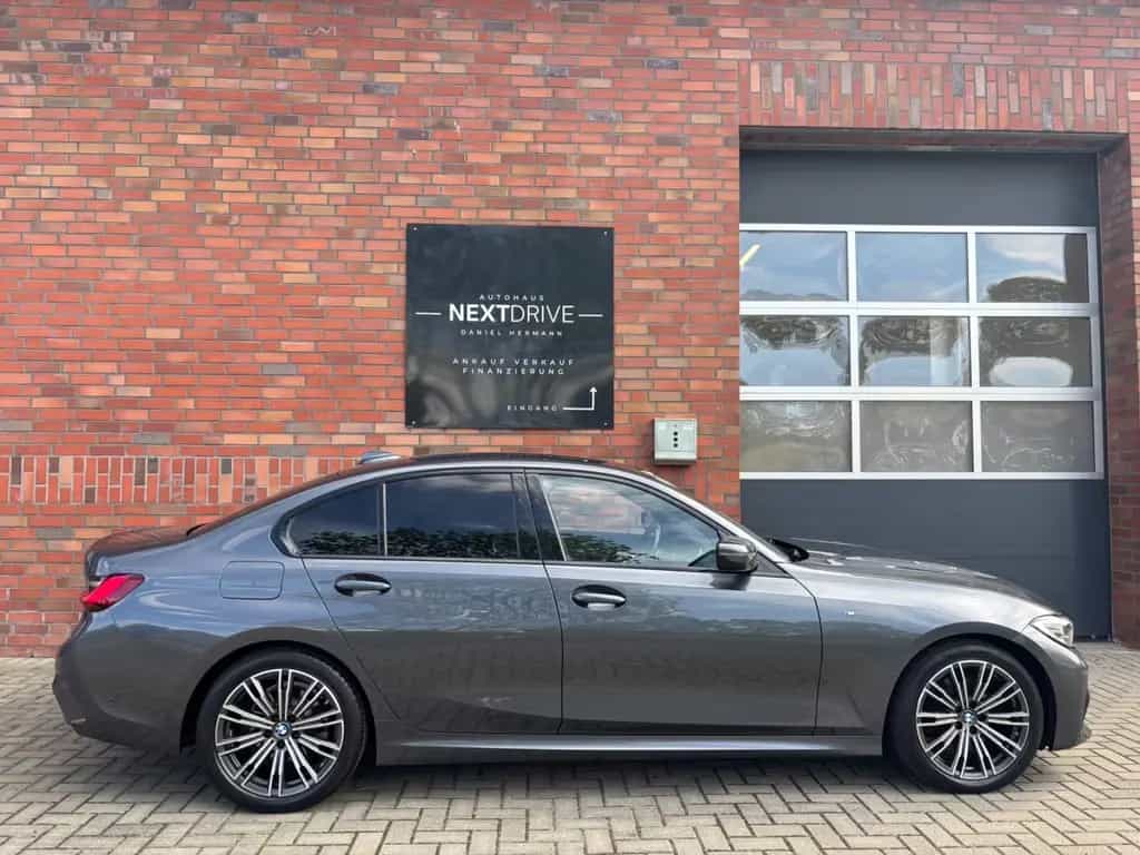 BMW 320 i Limousine *M Sport*ACC*HiFi*Virtual*1. Hand 09/2021-photo-5