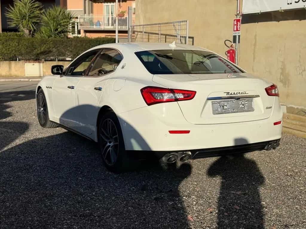 Maserati Ghibli V6 Diesel 275 CV 09/2015-photo-3