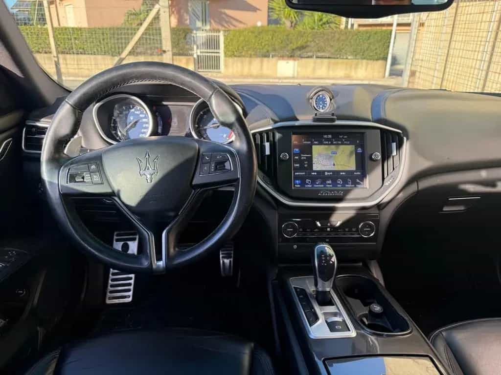 Maserati Ghibli V6 Diesel 275 CV 09/2015-photo-5