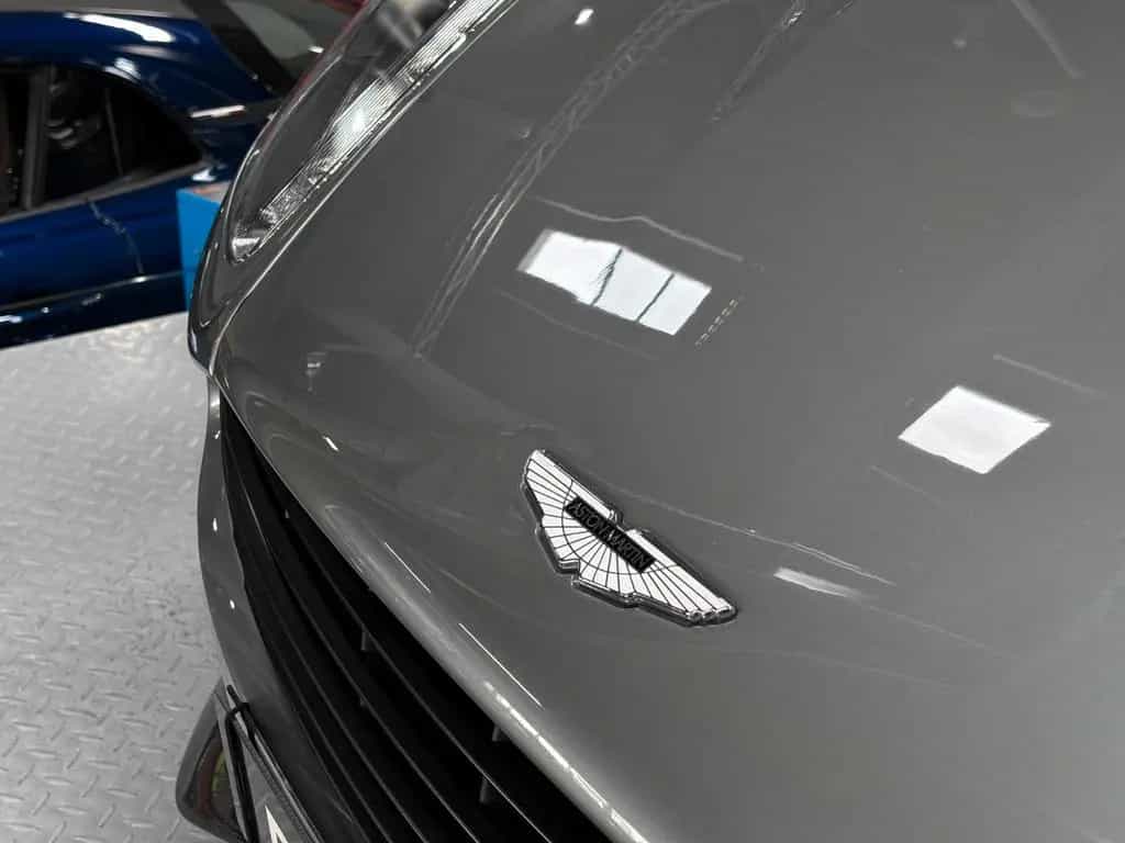 Aston Martin Vanquish V12 - CARBONE - BANG OLUFSEN 09/2014-photo-23