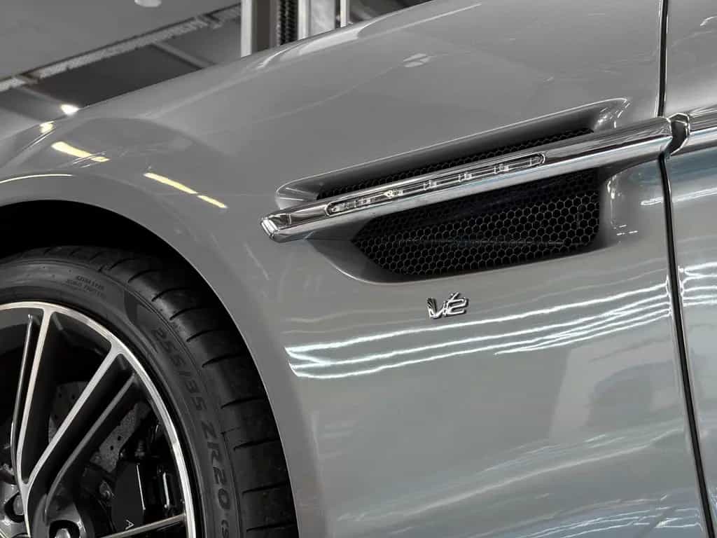 Aston Martin Vanquish V12 - CARBONE - BANG OLUFSEN 09/2014-photo-31