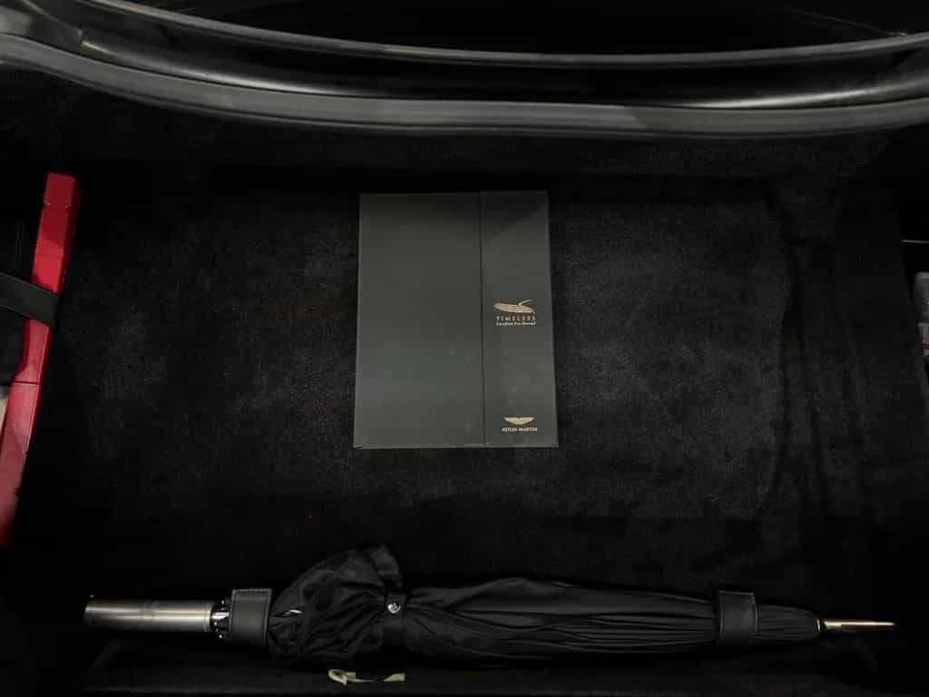 Aston Martin Vanquish V12 - CARBONE - BANG OLUFSEN 09/2014-photo-44