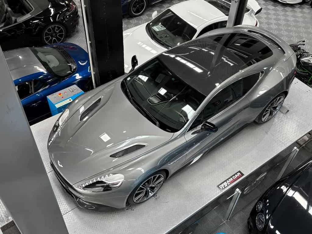 Aston Martin Vanquish V12 - CARBONE - BANG OLUFSEN 09/2014-photo-5