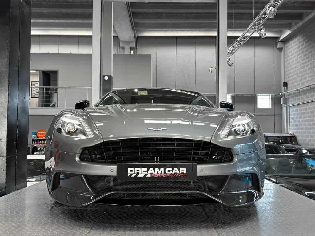 Aston Martin Vanquish V12 - CARBONE - BANG OLUFSEN 09/2014-photo-7