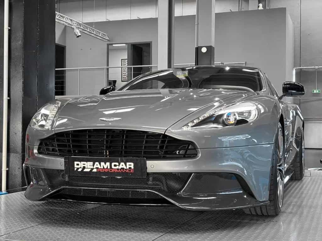 Aston Martin Vanquish V12 - CARBONE - BANG OLUFSEN 09/2014-photo-8