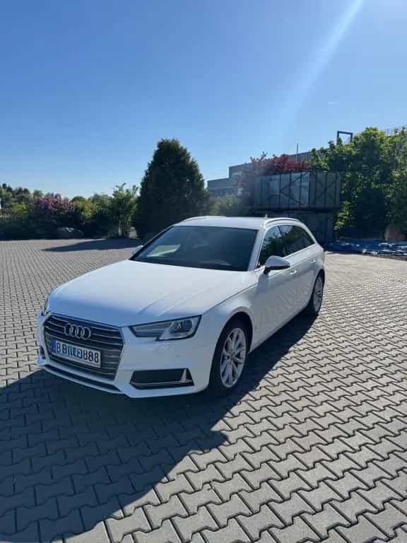 Audi A4 45 TFSI S tronic Avant / Bremse und TÜV neu ! 04/2019-photo-0