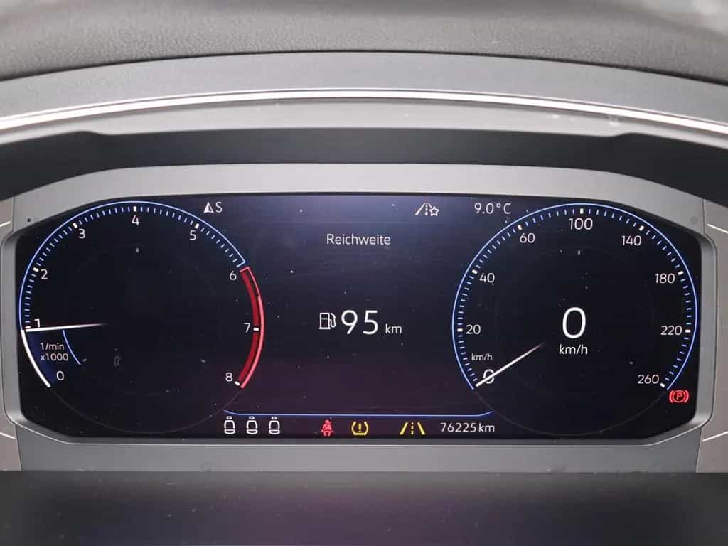 Volkswagen Tiguan Allspace R-Line 1.5TSI 308,-ohne Anzahlun 07/2019-photo-4