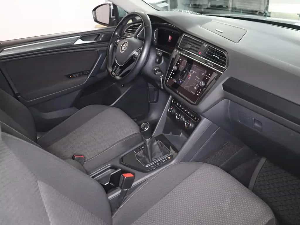 Volkswagen Tiguan Allspace R-Line 1.5TSI 308,-ohne Anzahlun 07/2019-photo-9