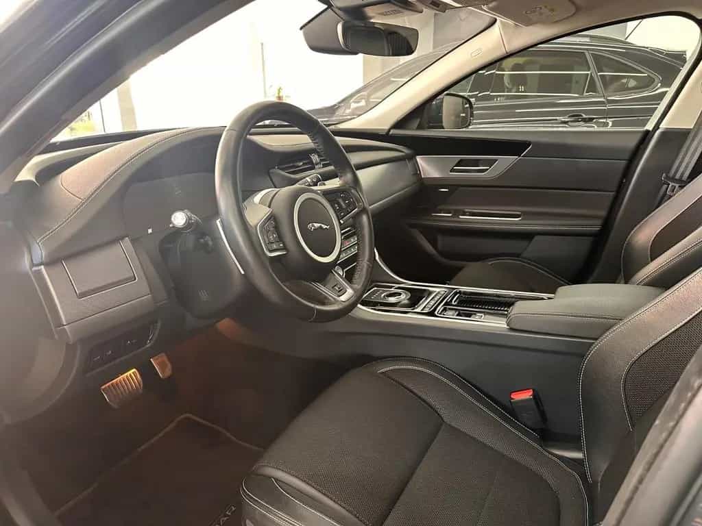 Jaguar XF 30t R-Sport AWD*Kamera*4xSHZ*Totwinkel* 05/2019-photo-16